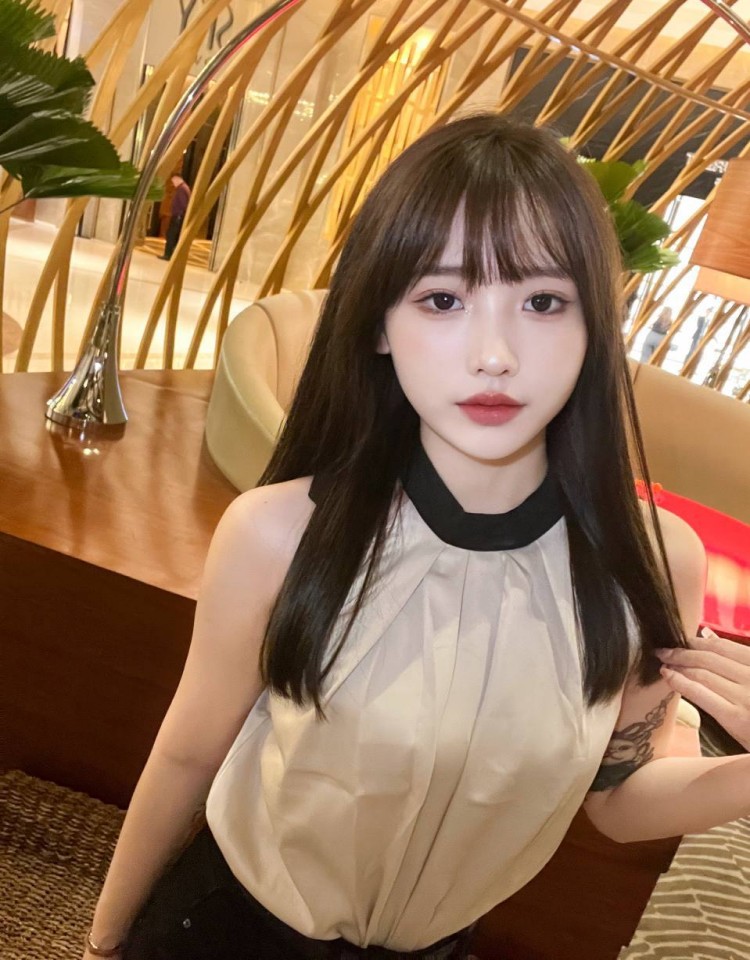 免费观看已满十八岁电视剧两女,免费在线观看